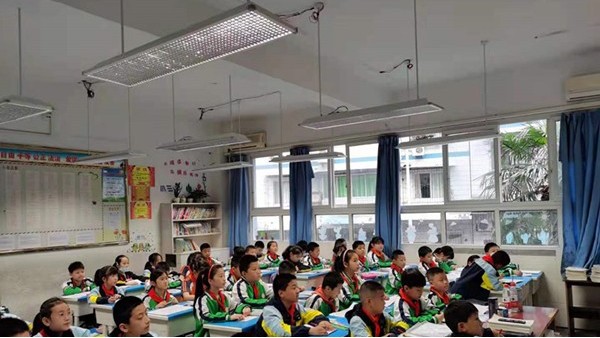 一起行動(dòng)起來(lái)｜推進(jìn)教室照明改造，助力學(xué)生近視防控