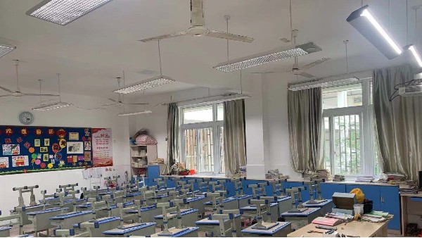 近視防控這場攻堅戰(zhàn)，教室照明不可忽視