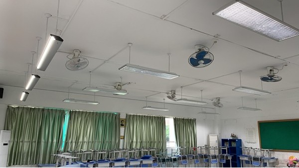 為什么要選擇華輝教育照明led護眼教室燈具進行教室照明改造？