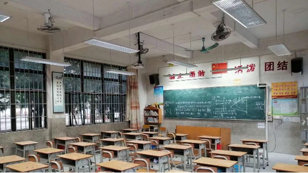 學(xué)校如何做好防控青少年近視工作？華輝來支招~
