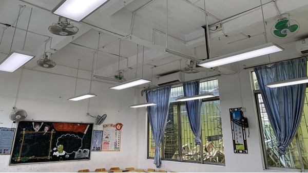 華輝教育照明來支招~這么多LED護(hù)眼燈具該如何挑選？